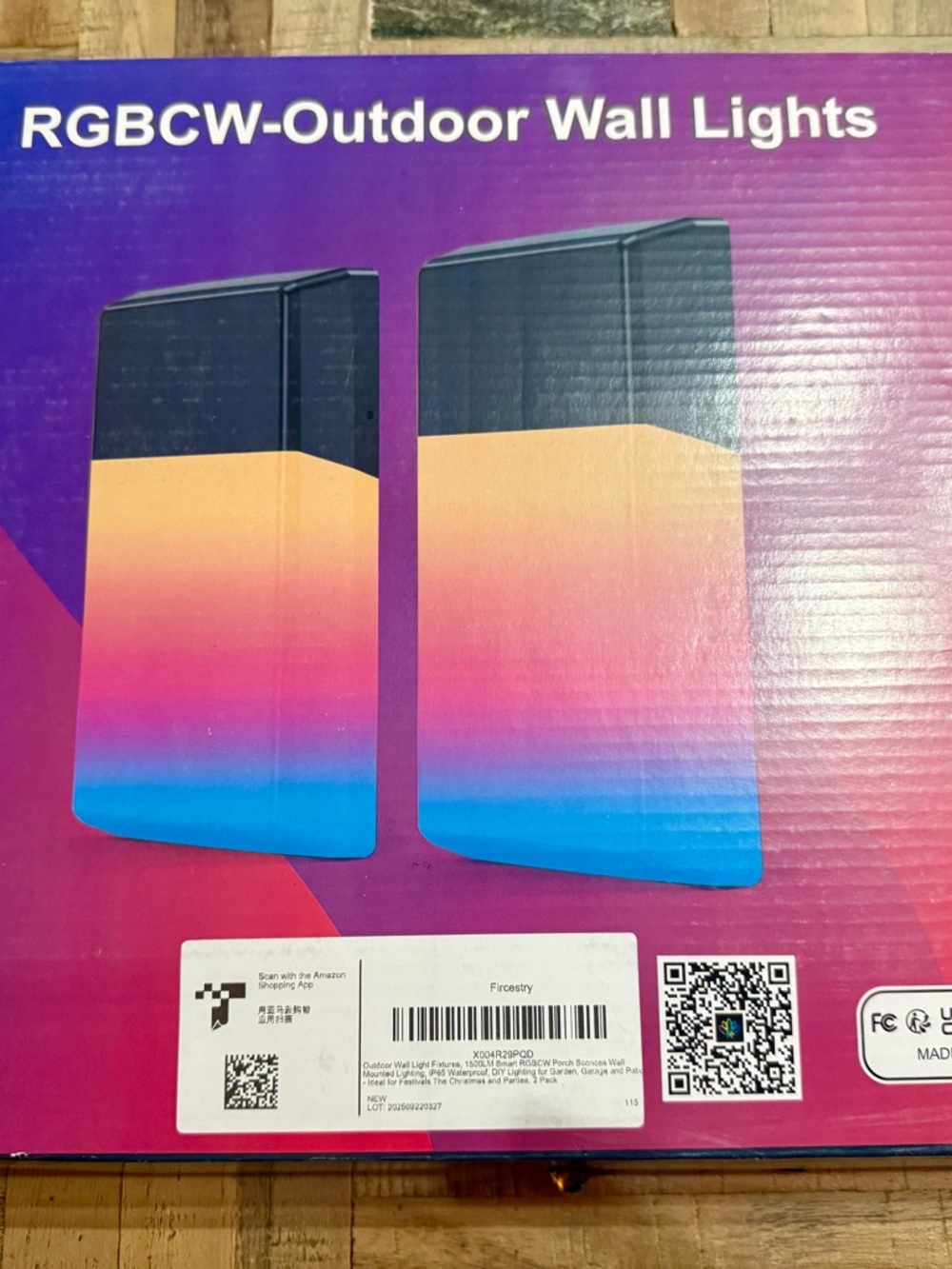 New Smart RGB Outdoor Wall Lights - 2-Pack (Dusk-to-Dawn)